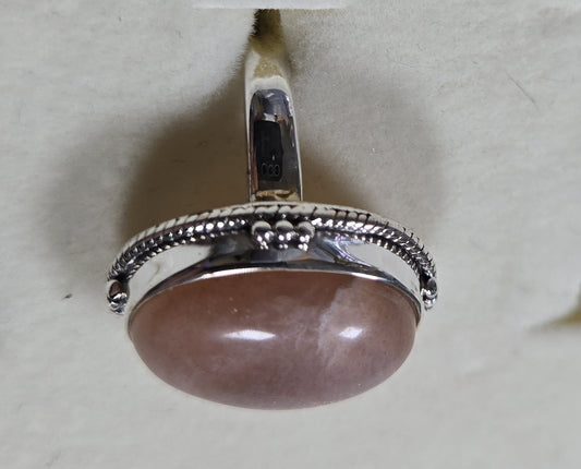 Size 5 Peach Moonstone