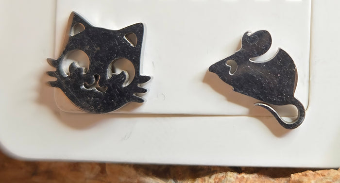 Cat and Mouse